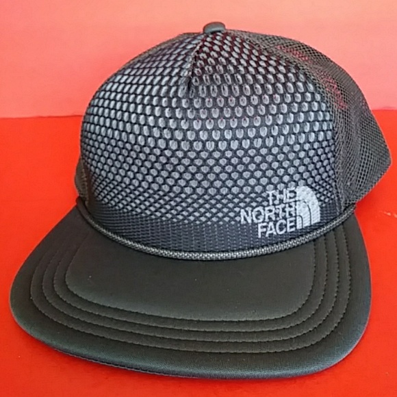 north face trail trucker
